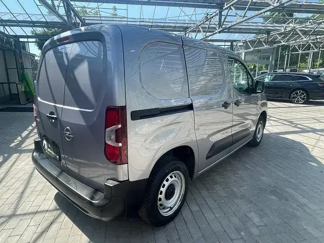 Gebraucht Opel Combo Edition 102 PS (75 kW) 2023 Grau Van / Kleinbus