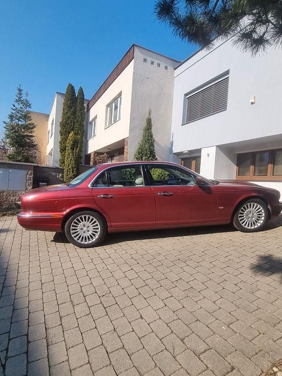 Gebraucht Jaguar XJ8 Sovereign 298 PS (219 kW) 2006 Rot Limousine