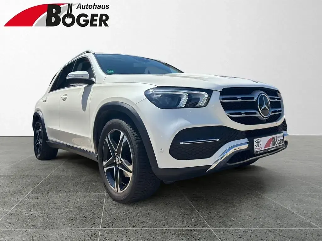 Gebraucht Mercedes GLE300 245 PS (180 kW) 2020 Diamantweiss  metalliclack SUV