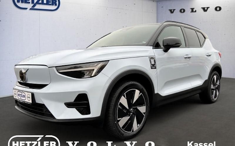 Blau Gebraucht 2025 Volvo EC40 Plus SUV | 54.450 € (Teuer) - Bild 1/4