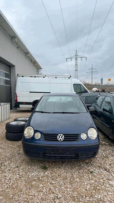 Gebraucht VW Polo 68 PS (50 kW) 2003 Blau Kleinwagen