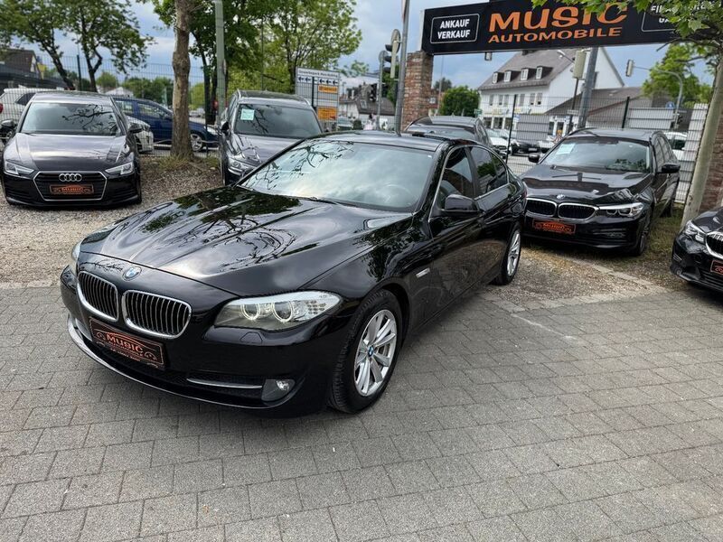 Schwarz Gebraucht 2011 BMW 530 Sport Line Limousine | 10.950 € (Fairer Preis) - Bild 1/4