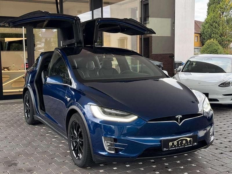 Gebraucht Tesla Model X 397 kW (541 PS) 2017 Deep blue metallic (metallic) SUV
