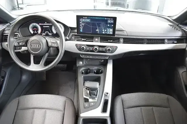 Gebraucht Audi A5 Sportback Ambiente 204 PS (150 kW) 2023 Blau Kleinwagen