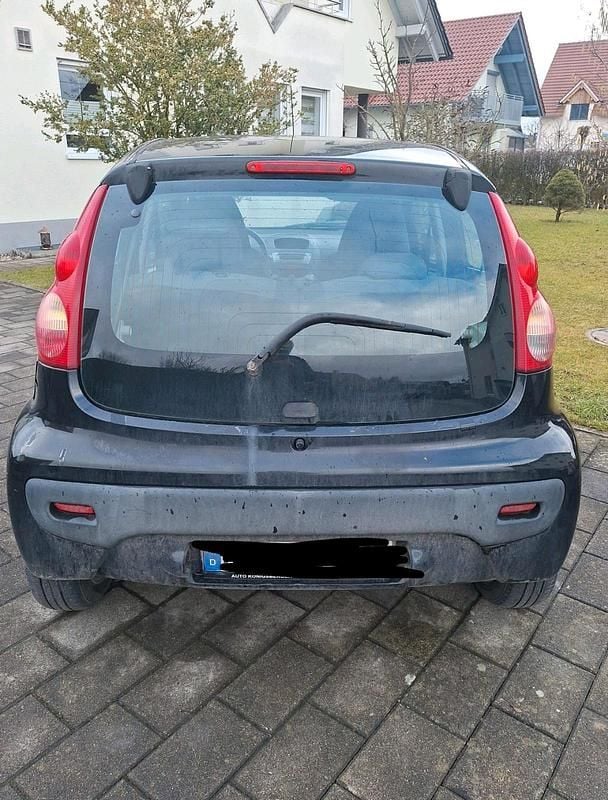 Gebraucht Peugeot 107 68 PS (50 kW) 2006 Schwarz Kleinwagen