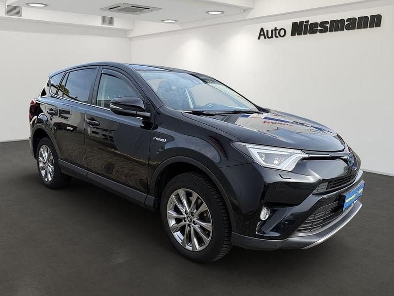 Gebraucht Toyota RAV4 Hybrid Team 197 PS (144 kW) 2018 Braun SUV