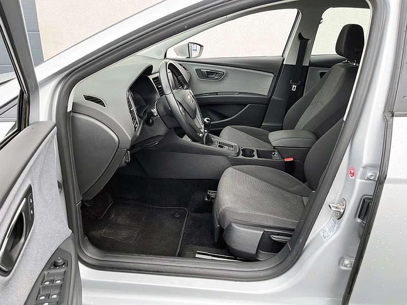 Second-hand Seat Leon Style 116 CP (85 kW) 2017 Argintiu Berlinǎ