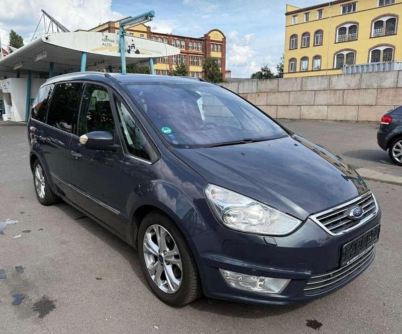 Gebraucht Ford Galaxy Titanium 160 PS (117 kW) 2011 Grau Van / Kleinbus
