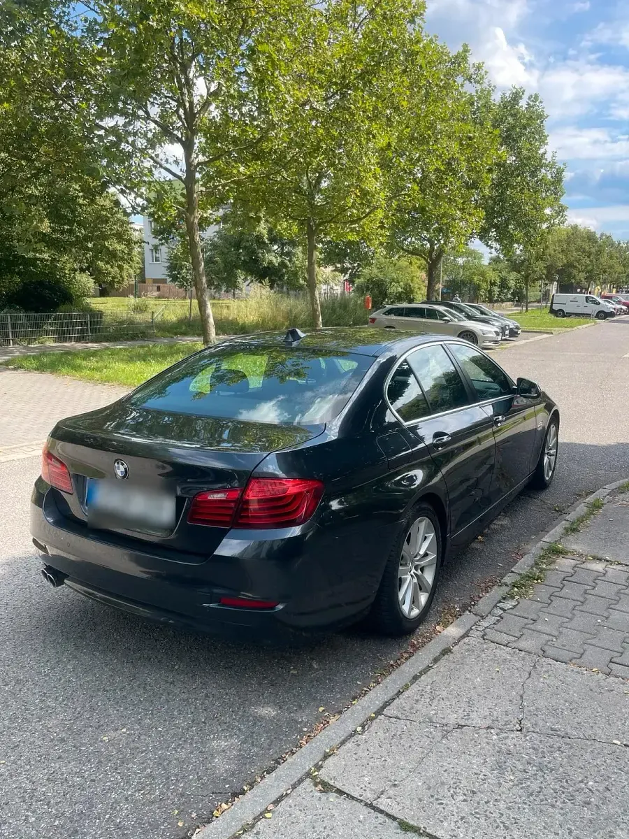Gebraucht BMW 530 258 PS (189 kW) 2013 Grau Limousine