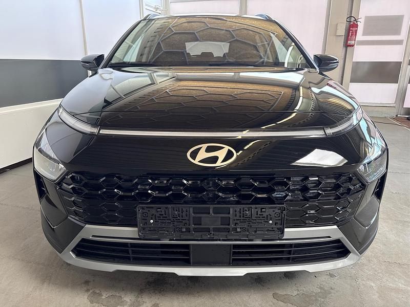 Neu Hyundai Bayon Premium 2025 Phantom black x5b SUV