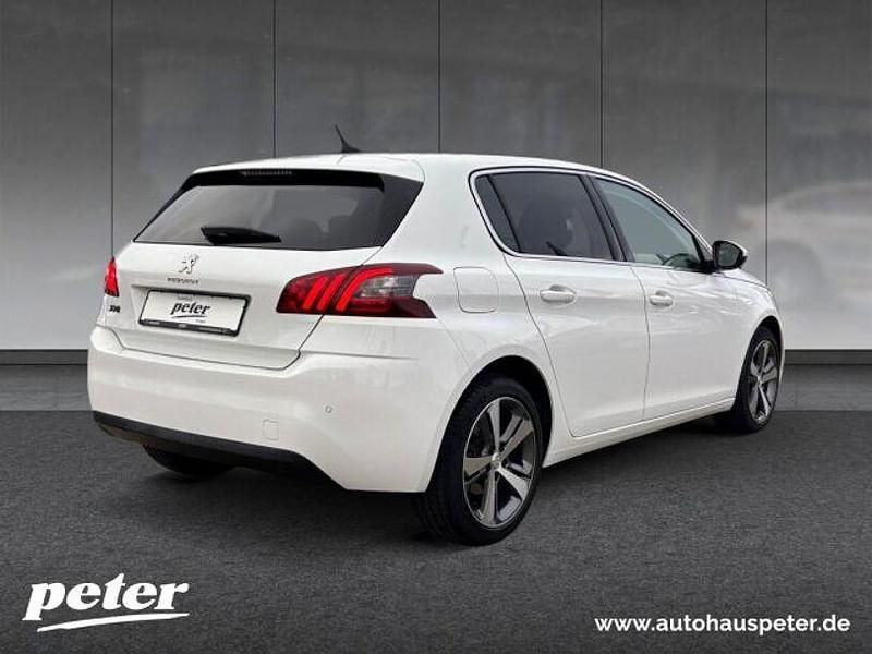 Gebraucht Peugeot 308 Allure 131 PS (96 kW) 2020 Lack weiss banquise/deckende l Limousine