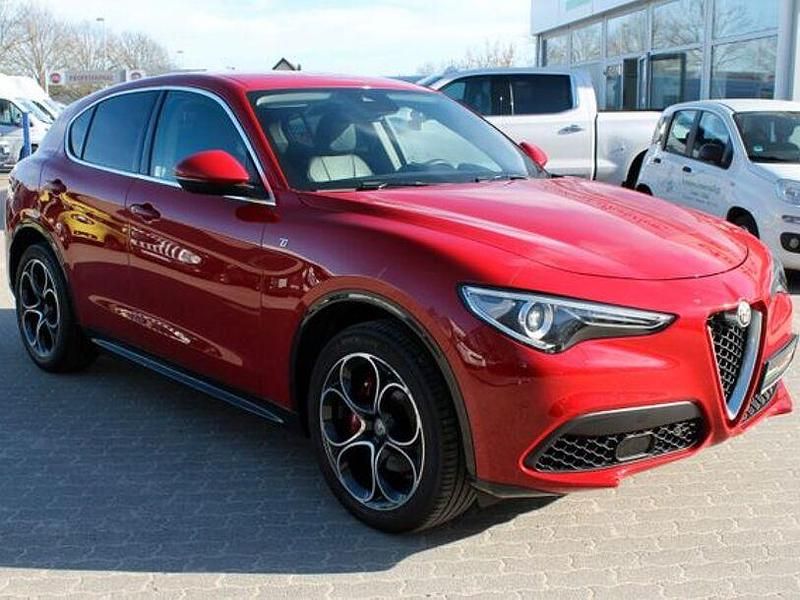 Gebraucht Alfa Romeo Stelvio 280 PS (205 kW) 2021 Rot SUV