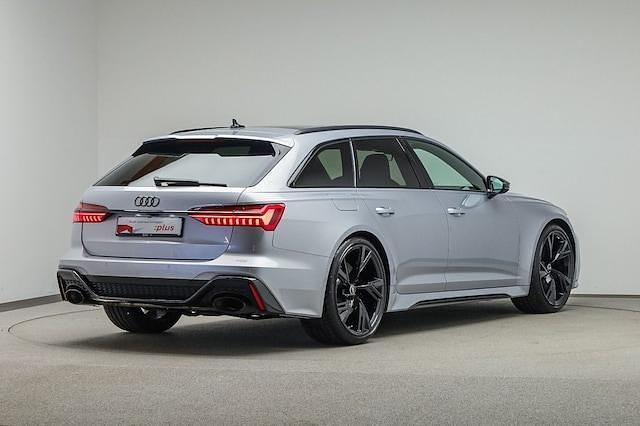 Gebraucht Audi RS6 Ambiente 600 PS (441 kW) 2022 Florettsilber metallic Kombi