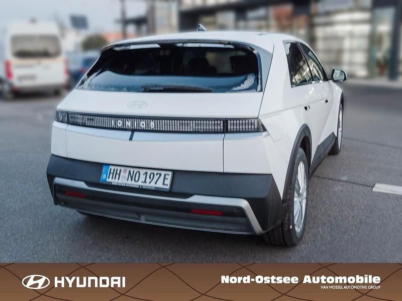Second-hand Hyundai Ioniq 167 kW (228 CP) 2026 Alb Hatchback