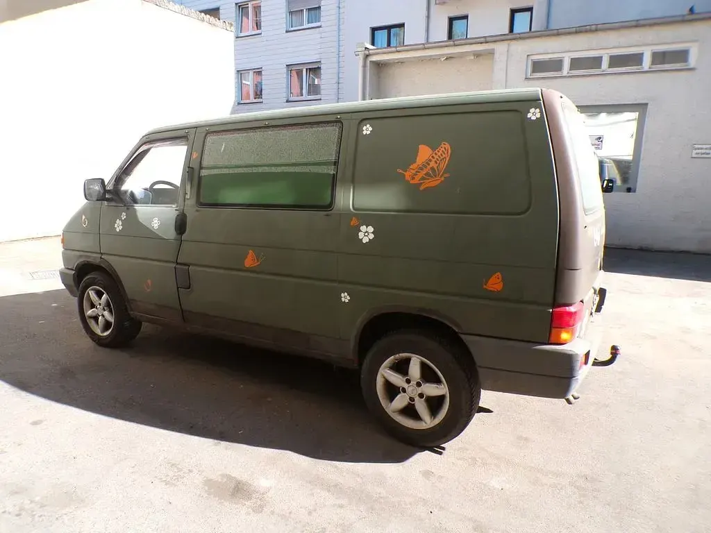 Second-hand VW Transporter 77 CP (56 kW) 1995 Verde Van