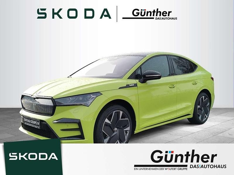 Mambagrün Gebraucht 2025 Skoda Enyaq iV Lounge SUV | 53.900 € - Bild 1/4