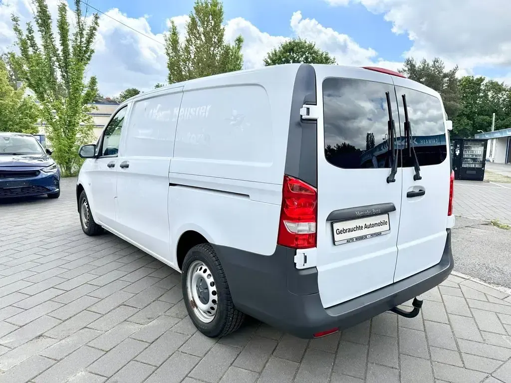 Gebraucht Mercedes Vito 114 PS (83 kW) 2017 Weiß Van