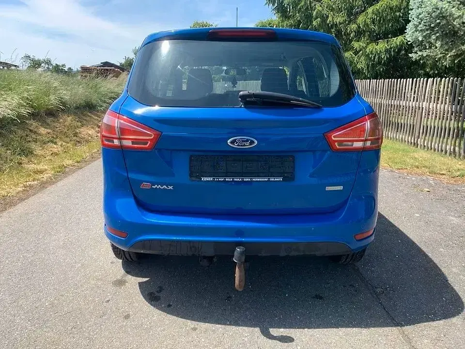 Gebraucht Ford B-MAX SYNC Edition 101 PS (74 kW) 2014 Blau Van / Kleinbus