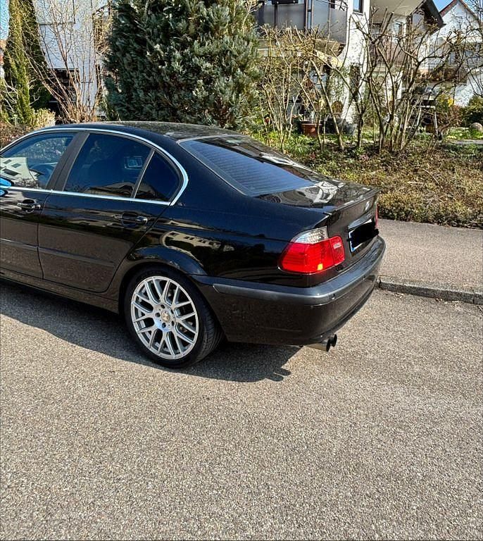 Gebraucht BMW 320 170 PS (125 kW) 2001 Schwarz Limousine