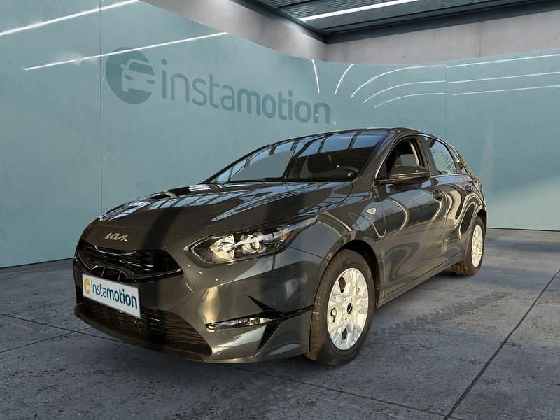 Silber Neu 2024 Kia Ceed Kleinwagen | 23.249 € (Fairer Preis) - Bild 1/4