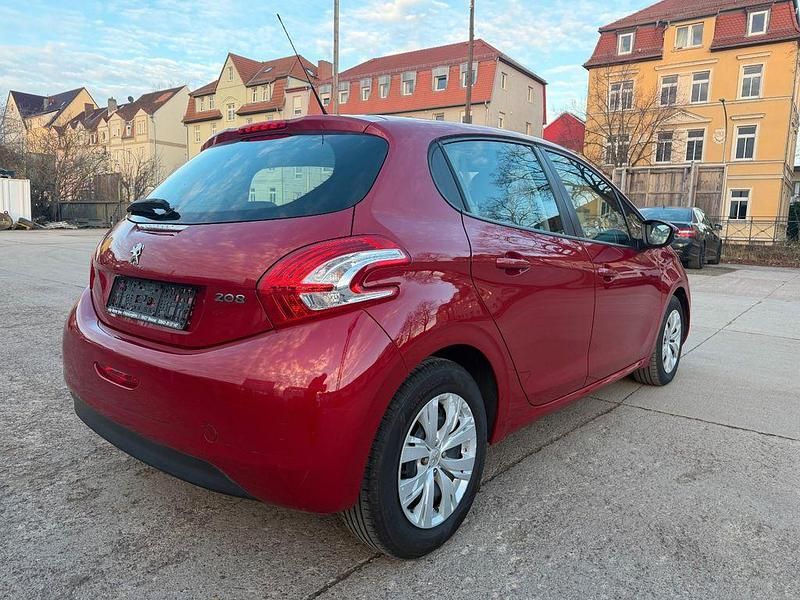 Gebraucht Peugeot 208 Active 68 PS (50 kW) 2015 Kleinwagen