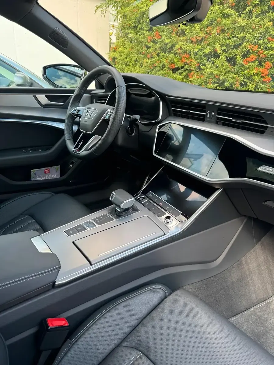 Gebraucht Audi A7 Ambiente 286 PS (210 kW) 2024 Weiß Limousine