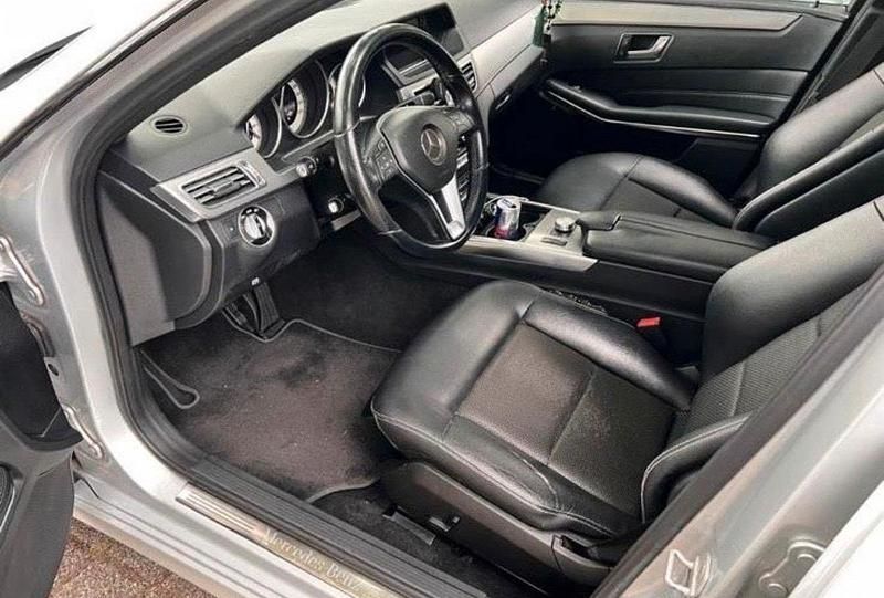 Gebraucht Mercedes E300 231 PS (169 kW) 2013 Silber Limousine