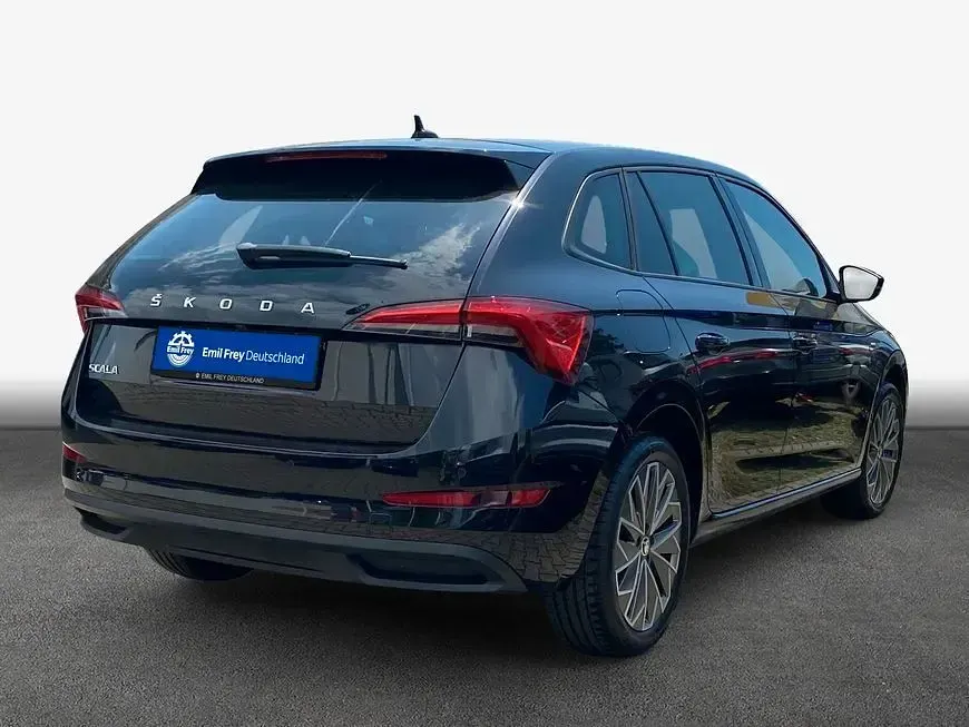 Gebraucht Skoda Scala Clever 150 PS (110 kW) 2021 Schwarzmagic perleffekt Kleinwagen