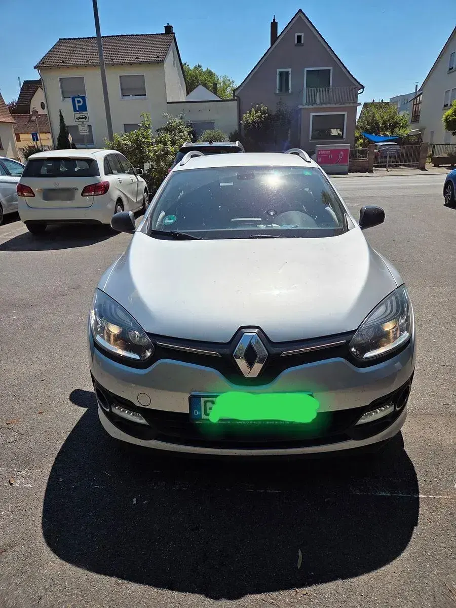 Gebraucht Renault Mégane GrandTour Intens 110 PS (80 kW) 2016 Grau Kombi