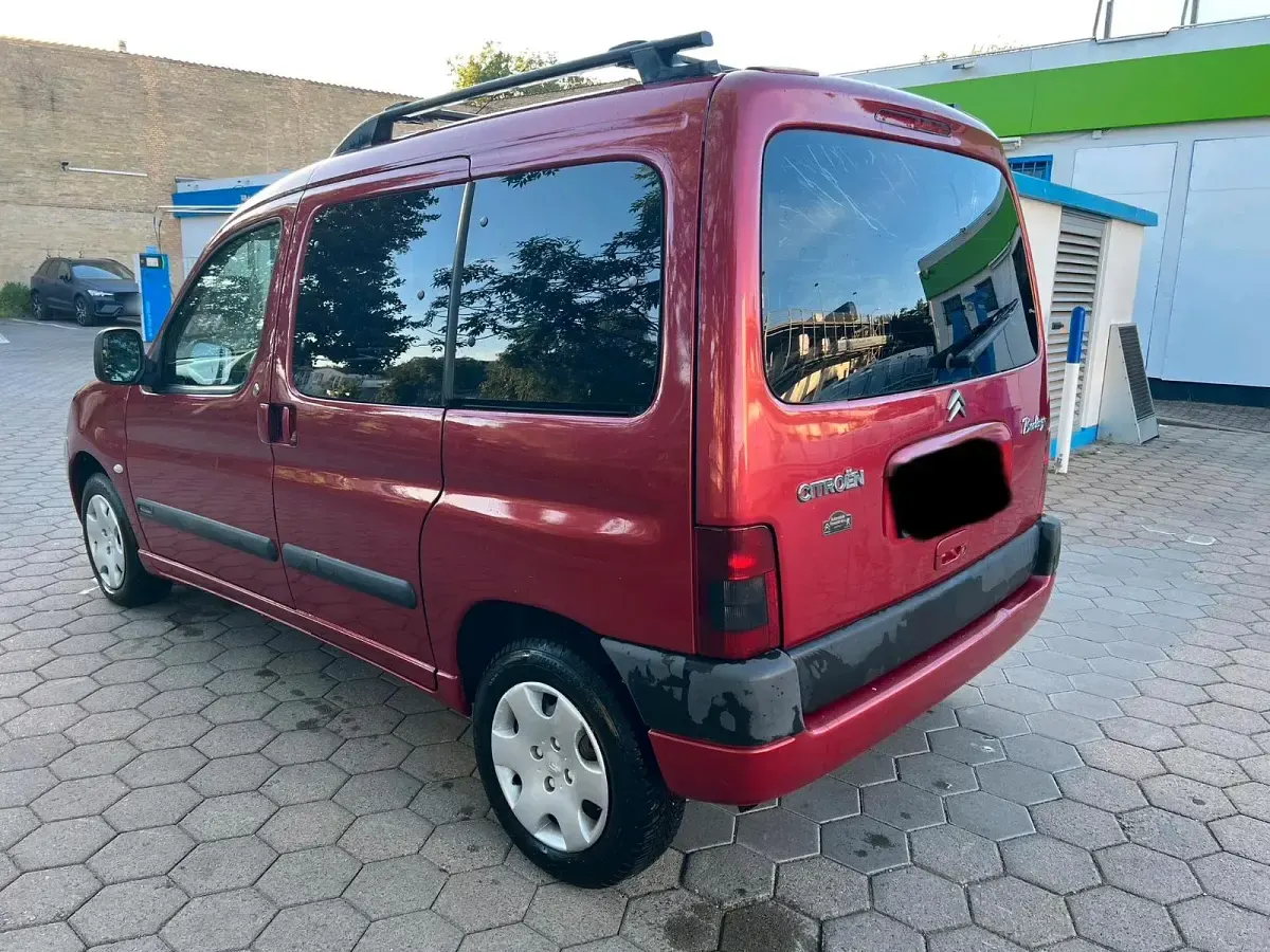 Gebraucht Citroën Berlingo 75 PS (55 kW) 2005 Rot Van / Kleinbus