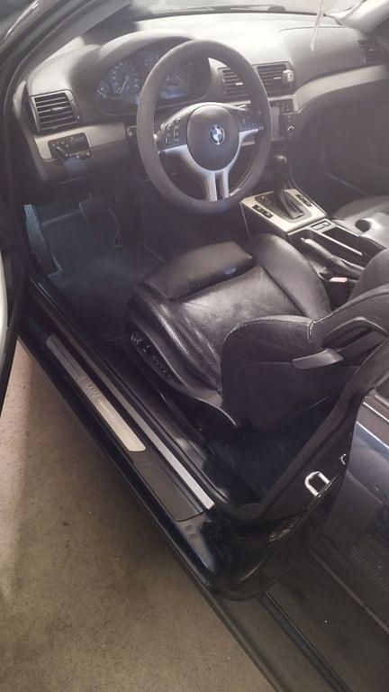 Gebraucht BMW 325 Performance 196 PS (144 kW) 2002 Blau