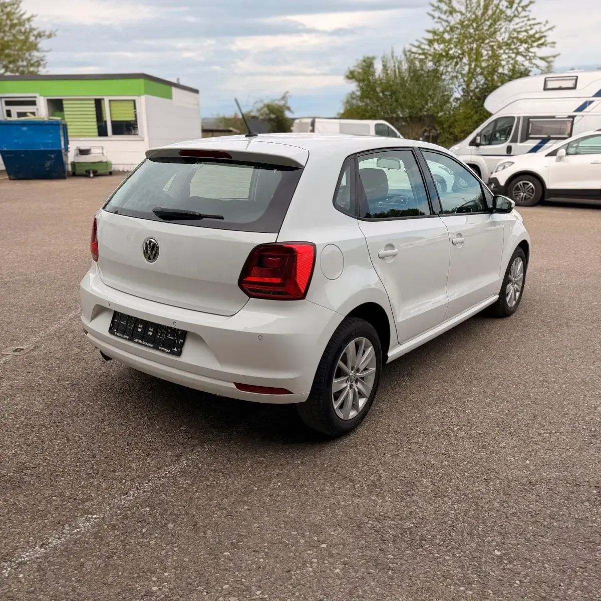 Gebraucht VW Polo 90 PS (66 kW) 2014 Weiß Kleinwagen