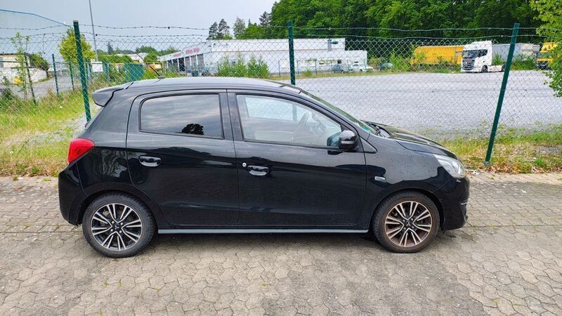 Schwarz Gebraucht 2016 Mitsubishi Space Star Top Kleinwagen | 4.749 € (Superpreis) - Bild 1/4