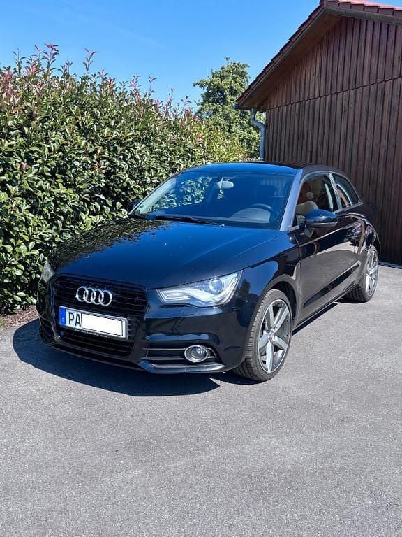 Schwarz Gebraucht 2013 Audi A1 Attraction Kleinwagen | 7.800 € (Fairer Preis) - Bild 1/4