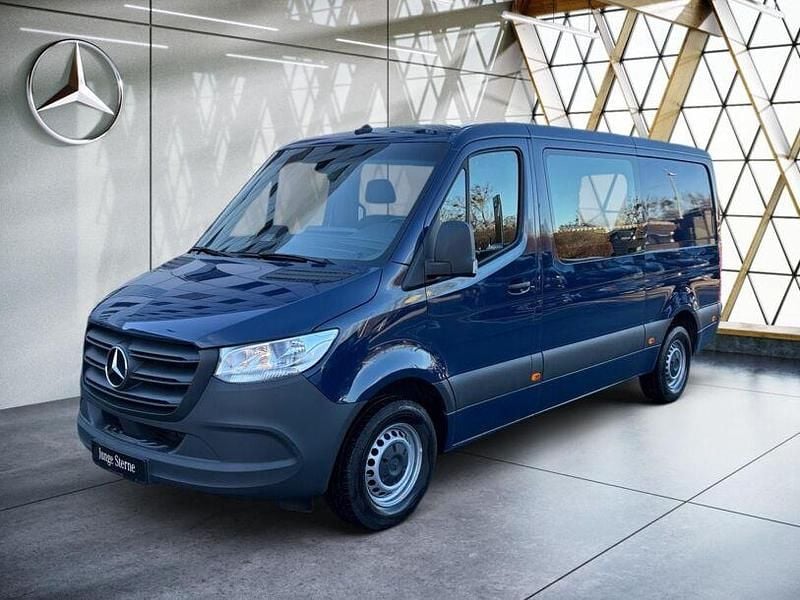 Gebraucht Mercedes Sprinter 150 PS (110 kW) 2024 Blau Van