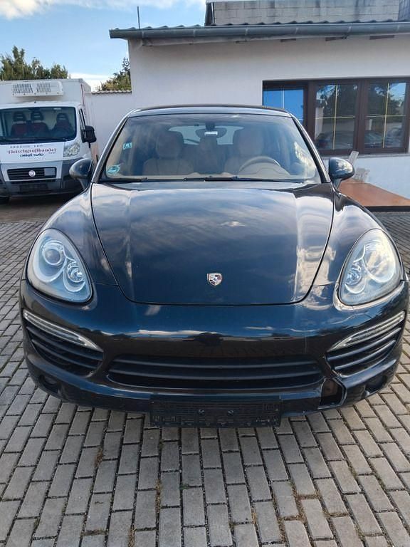 Schwarz Gebraucht 2011 Porsche Cayenne SUV | 14.000 € (Fairer Preis) - Bild 1/4