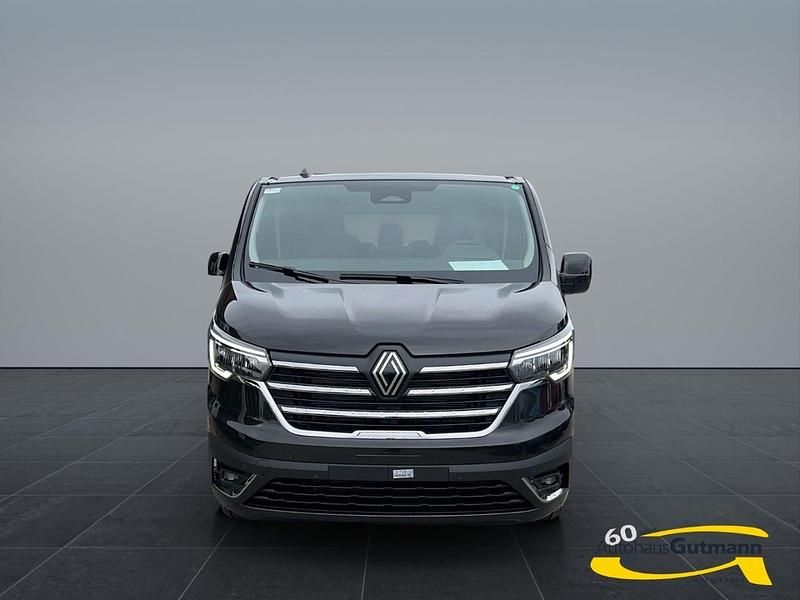 Second-hand Renault Trafic Evolution 151 CP (111 kW) 2024 Negru Monovolum