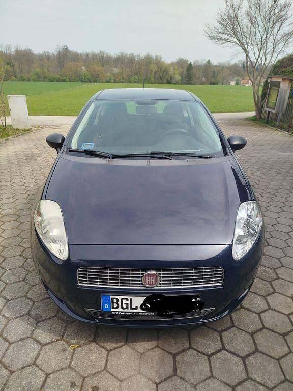 Gebraucht Fiat Punto 65 PS (47 kW) 2009 Blau Kleinwagen