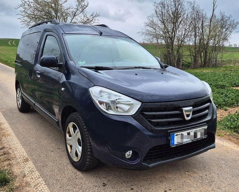 Gebraucht Dacia Dokker Lauréate 102 PS (75 kW) 2017 Blau Van / Kleinbus