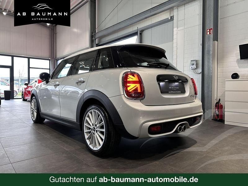 Second-hand Mini Cooper S 192 CP (141 kW) 2018 Alb Hatchback