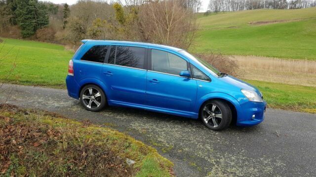 Opel zafira b opc