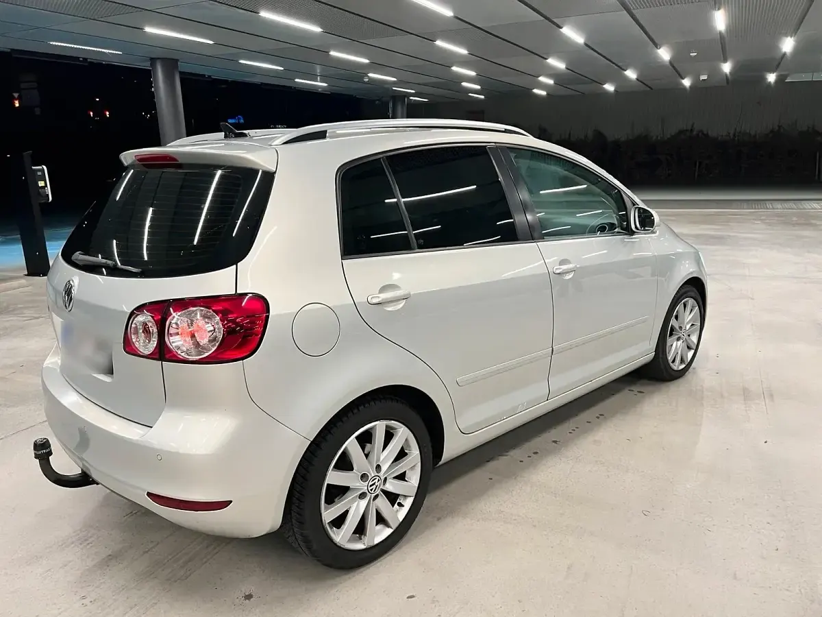 Gebraucht VW Golf VI Highline 140 PS (102 kW) 2010 Silber Limousine
