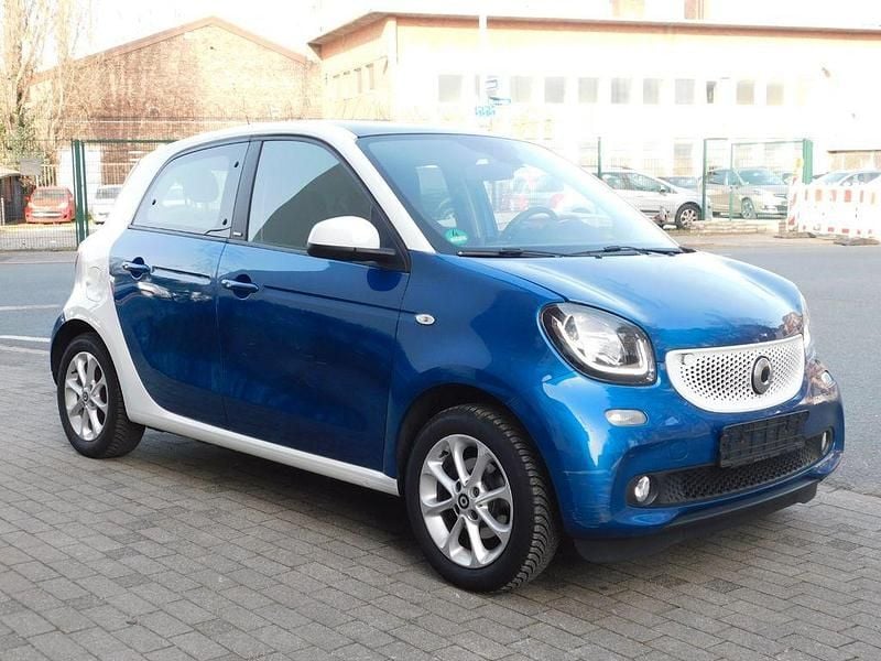 Gebraucht Smart ForFour Basis 90 PS (66 kW) 2017 Blau Kleinwagen