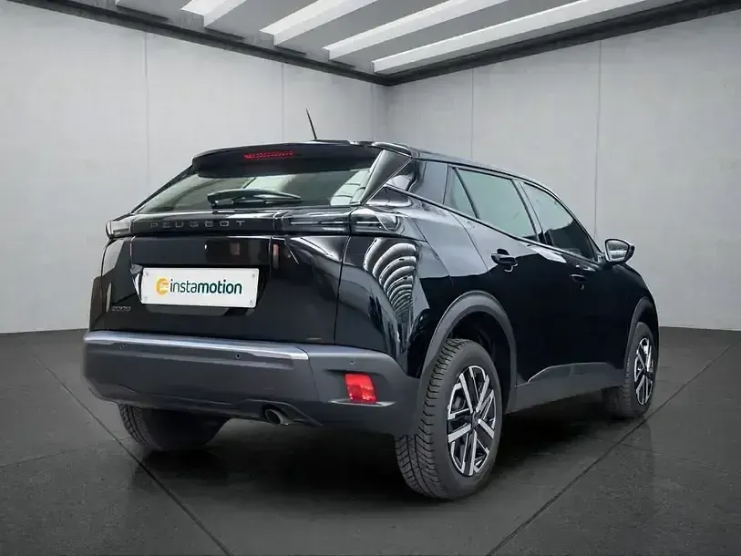 Gebraucht Peugeot 2008 101 PS (74 kW) 2023 Schwarz SUV