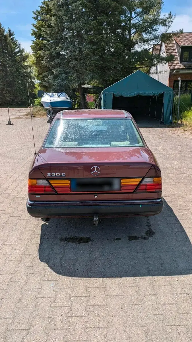 Usata Mercedes E230 1987 Rosso Berlina