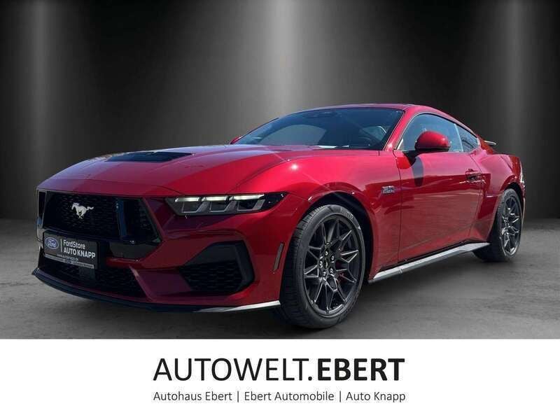 Absolute black Neu 2025 Ford Mustang GT Fastback Kleinwagen | 59.990 € (Fairer Preis) - Bild 1/4
