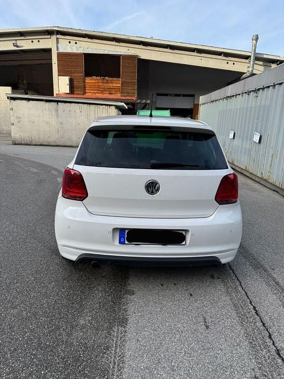 Gebraucht VW Polo Comfortline 90 PS (66 kW) 2012 Weiß Kleinwagen