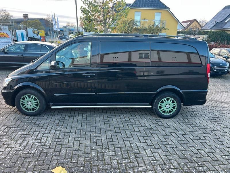 Gebraucht Mercedes Viano 163 PS (119 kW) 2011 Schwarz Van / Kleinbus