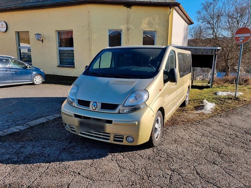 Gebraucht Renault Trafic 135 PS (99 kW) 2005 Gold Van / Kleinbus