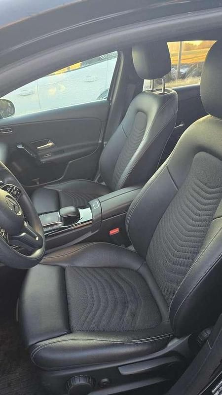 Gebraucht Mercedes A200 150 PS (110 kW) 2020